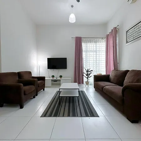 Cosy House For Family Or Group In Bukit Beruang Melaka Villa Kampong Pengkalan Batu Exterior photo